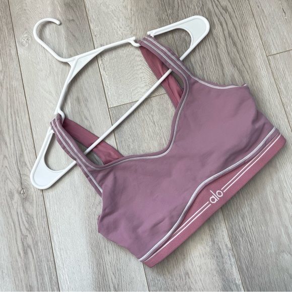 ALO Yoga Other - Alo Sports Bra airbrush heart throb womens Pink (small) workout activewear yoga